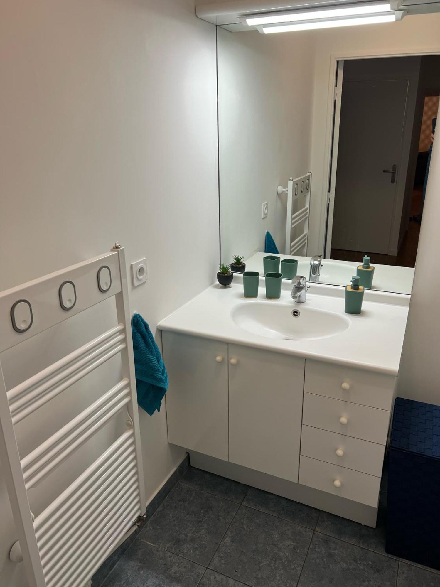 Paris-Montrouge Magnifique Appartement 3 Pieces De 75M2 Avec Parking - Tres Cosy Pour 1 - 8 Personnes Refait A Neuf -Entire Apartment Luxurious And Warm -Montrouge Paris 14Eme - Proche Aeroport Orly Parc Expositions Porte De Versailles Free Wifi Grat Exteriér fotografie